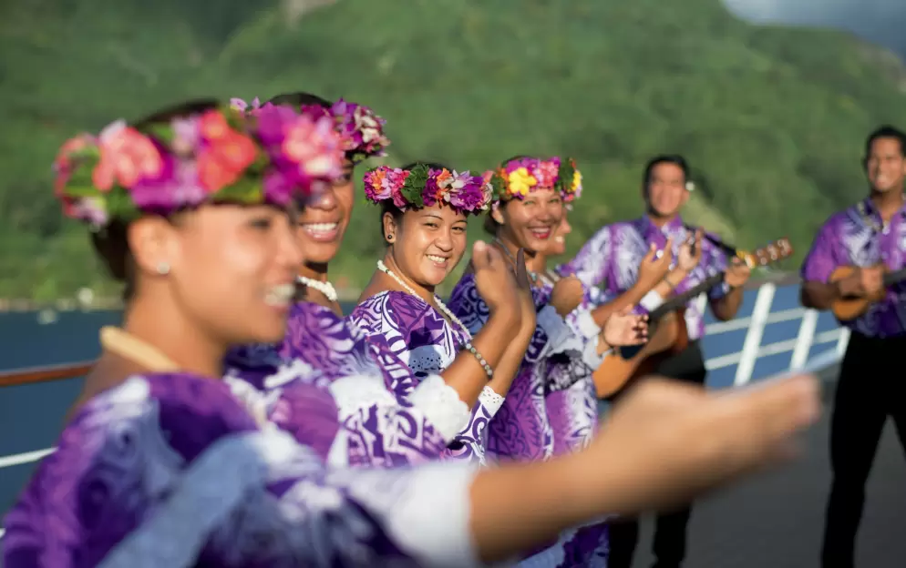 Paul Gauguin Cruises MS Paul Gauguin Onboard Gauguine Dance 3 ©Paul Gauguin Cruises.jpg